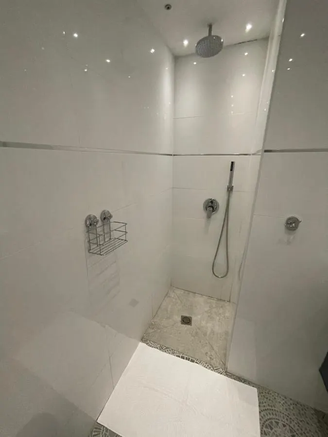 Villa White-Design Eilat 0*,